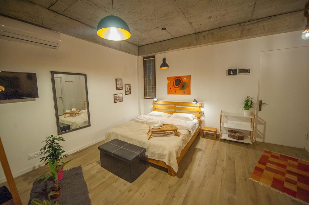 Easy Hotel T'Bilisi Tbilisi Bagian luar foto